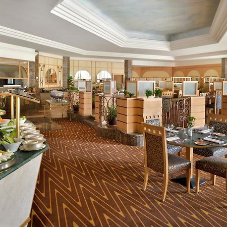 Al Corniche Hotel Jeddah Exterior photo The restaurant