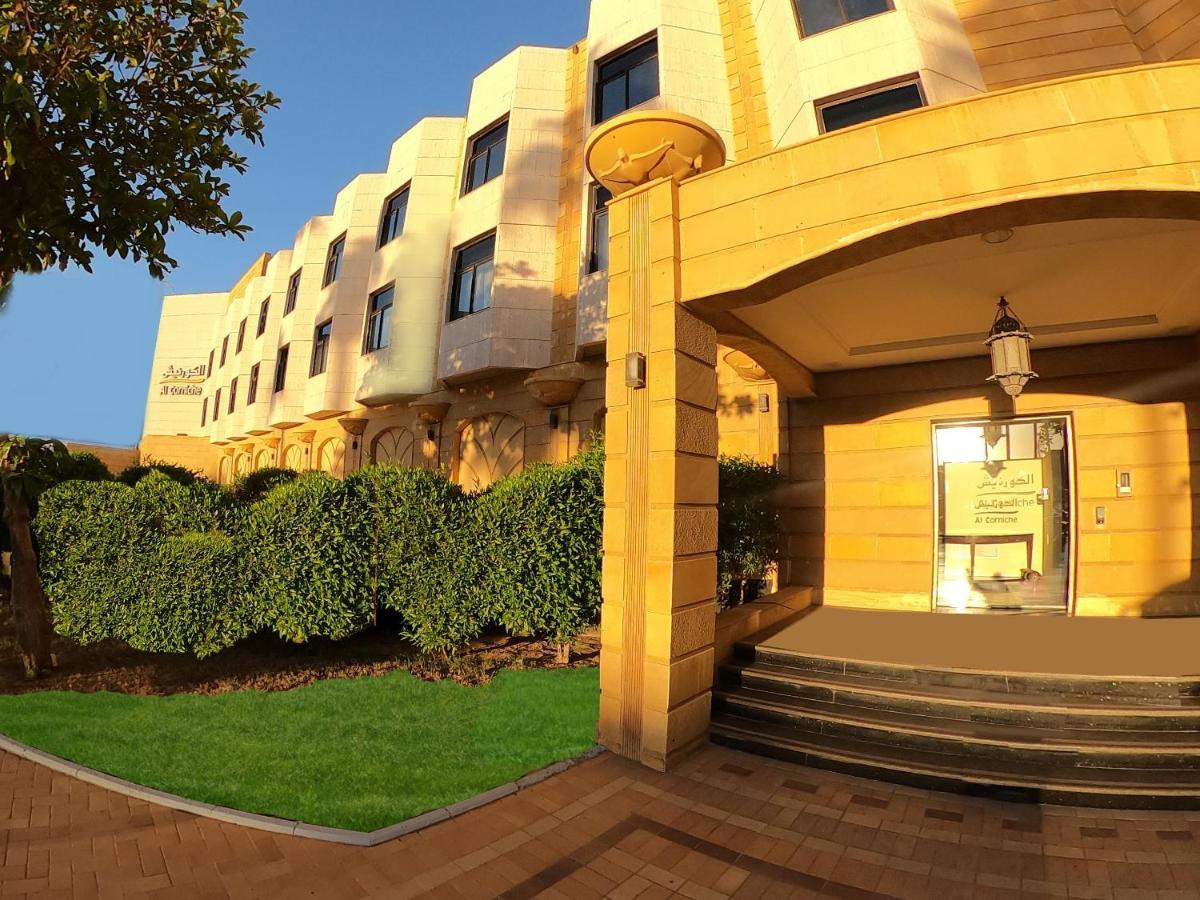 Al Corniche Hotel Jeddah Exterior photo The hotel's entrance
